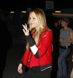 Amanda Bynes Th_12867_celebs4ever_Amanda_Bynes_Candids_Leaving_a_Concert_in_Los_Angeles_002_122_979lo