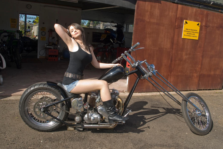 КОНКУРЕНЦИЈА - Page 3 Sexy_girl_on_sexy_bike_by_zedee-d3a30ua