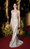 Anne Hathaway Th_03924_Anne_Hathaway_at_the_81st_Annual_Academy_Awards_in_Hollywood_Ca1049_122_178lo