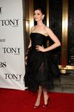 Anne Hathaway - 63rd Annual Tony Awards in New York - 7 giu 09 Th_19764_Anne_Tonys002_122_1181lo