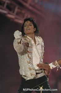 1984 VICTORY TOUR  Th_754457871_gallery_8_2630_2201_122_147lo