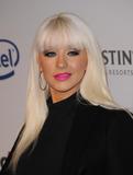 Christina Aguilera - Page 2 Th_88030_celebs4ever_Christina_Aguilera_Updates_0006_122_638lo