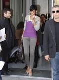 Rihanna - Page 2 Th_50463_celebs4ever_Rihanna_Candids_Leaving_Hotel_Murano_in_Paris_September_19th_2008_0004_122_878lo