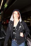 Kristen Stewart - Page 2 Th_44755_Kristen_Stewart_LAX_CU_ISA_10_122_861lo