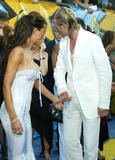 Victoria Beckham @ 2003 MTV Movie Awards 2003-05-31 (159x) Th_14117_celeb_city.eu_Victoria_Beckham_VMA_2003_110_122_205lo