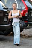 Hayden Panettiere Th_02918_celebs4ever_Hayden_Panettiere_Candids_Leaving_Le_Pain_Quotidien_in_Los_Angeles_October_1st_2008_0028_122_1072lo