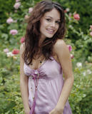 Rachel Bilson - Page 2 Th_95956_rbilson_ellegirl_12