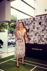  Maria Sharapova  Th_353163352_MariaSharapovaMariaSharapovaHangsOutU63jIsrhw_jl_122_478lo