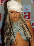 [Fotos] Christina - MTV Video Music Awards 2002. Th_82604_mtvvmas_2002_photcall_1096080709_123_820lo