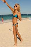 Kristin Cavallari - Bikini @ Westin Hotel  in Beverly Hills - 31 mag 09 Th_81059_00003_123_911lo