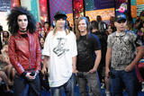 Fotos TRL Th_18310_13-Tokio-Hotel-MTV-TRL-Aug-4-2008_122_1181lo