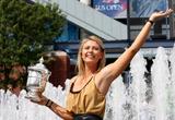 Maria Sharapova - Page 10 Th_17673_maria_sharapova_poses_10_122_548lo