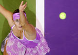 Maria Sharapova - Page 12 Th_28775_Maria_Sharapova_vs._Kim_Clijsters_WTA_Champs_2006_21_122_400lo