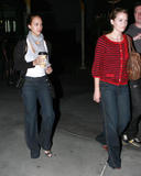 Photos candids - Page 12 Th_13482_jessica_alba_1003_122_1027lo