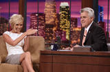 Victoria in Jay Leno Show (July 13th) Th_24353_celeb-city.eu_Victoria_Beckham_Tonight_show_07_123_694lo