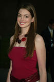 Anne Hathaway Th_48415_hathaway0273_122_539lo