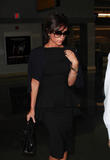 Victoria @ JFK airport Th_12152_celebrity-paradise.com_Victoria_Beckham_LAX_050_123_675lo