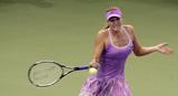 Maria Sharapova - Page 12 Th_29033_Maria_Sharapova_vs._Kim_Clijsters_WTA_Champs_2006_54_122_578lo