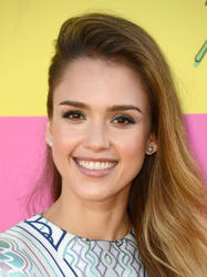 Jessica Alba Th_137837324_1jakca6_122_567lo