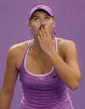 Maria Sharapova - Page 12 Th_28872_Maria_Sharapova_vs._Kim_Clijsters_WTA_Champs_2006_38_122_391lo