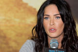 Megan Fox- Transformers: Revenge Of The Fallen; Press Conference In Seoul - 10 giu 09 Th_43079_Megan-fox_net_2153_122_1169lo