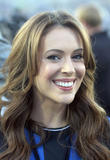 Alyssa Milano - Page 3 Th_27866_Preppie_-_Alyssa_Milano_at_the_World_Football_Challenge_soccer_match_between_Chelsea_and_Inter_Milan_at_the_Rose_Bowl_-_July_21_2009_3166_122_208lo
