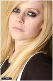 Avril Lavigne Resimler Th_01877_normal_122_728lo