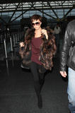 Victoria leaving NY and arriving in LA (feb 18th) Th_78910_celeb-city.org_Victoria_Beckham_arriving_JFK012_122_24lo