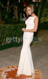 Victoria Beckham @ the vanity fair party Th_94420_17_122_38lo