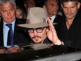 Johnny & Vanessa à Cannes Th_71788_NIKI_DEPP_VANESSA_2_122_482lo