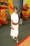 Jennifer Love Hewitt - Page 2 Th_62282_Jennifer_Love_Hewitt_-_Premiere_of_Garfield034_122_123lo