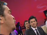 Burak zivit Beyaz Show Resimleri Th_53203_bscap030_122_1090lo