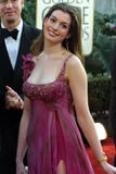 Anne Hathaway Th_48301_hathaway0267_122_535lo