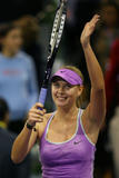 Maria Sharapova - Page 12 Th_29027_Maria_Sharapova_vs._Kim_Clijsters_WTA_Champs_2006_53_122_356lo