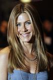 Jennifer Aniston - Page 5 Th_34220_aniston_122_928lo