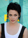 Kristen Stewart - Page 2 Th_88341_Kristen_Stewart_celebutopia_net_365_123_964lo