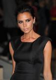 Sept 22th Burberry show Th_19518_Celebutopia-Victoria_Beckham-Burberry_Prorsum_SpringSummer_2010_Show-10_123_1030lo