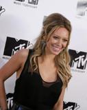 Hilary Duff Th_24804_2402_04763_Hilary_Duff-MTV0s_TRL_Total_Finale_Live-03_122_1118lo