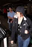 Kristen Stewart - Page 2 Th_44302_Kristen_Stewart_LAX_CU_ISA_05_122_1005lo