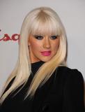 Christina Aguilera - Page 2 Th_87921_celebs4ever_Christina_Aguilera_Updates_0002_122_908lo