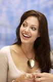 Angelina Jolie Th_57074_45c14ad22eafa350127289_122_991lo