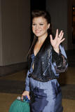 Arriving at MTV Trl - 08.05.07 Th_83236_Kelly_Clarkson_3_122_417lo