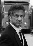 Sean Penn Th_51892_hq4_122_385lo