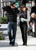 Photos candids - Page 17 Th_23633_jessica_alba_1940_122_718lo