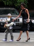 Victoria Beckham - Página 4 Th_62167_vicky-romeos-birthday-to-celebutopia-01_122_576lo