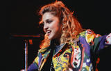 Madonna Live at concerts 1981 - 1999 Th_76317_dyu40_122_580lo