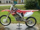 250 crf 2008 qu'on me propose en change Th_75945_S6300677_122_566lo