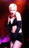 Madonna Live at concerts 1981 - 1999 Th_78927_Fever_4353_122_395lo