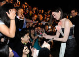 Anne Hathaway Th_71590_Anne_Hathaway_celebutopia.net_125_122_383lo