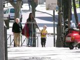 Martina y Pablo, de paseo por Madrid Th_40674_90_122_407lo